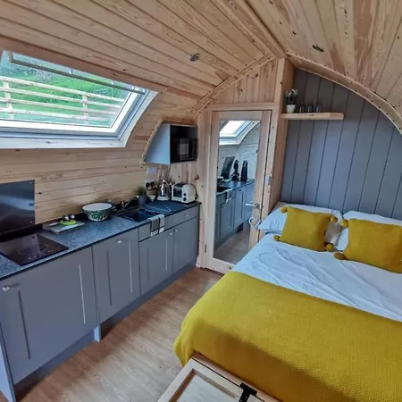 The Huts At Highside Farm *
