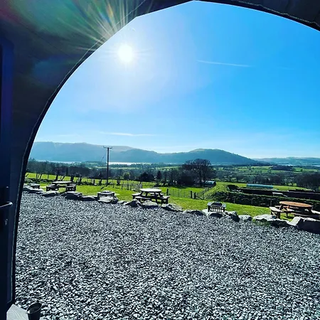 The Huts At Highside Farm *