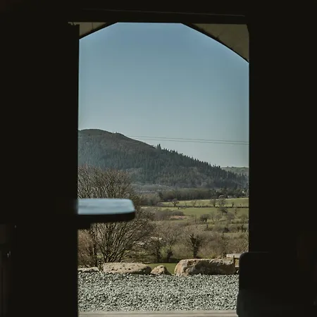The Huts At Highside Farm *